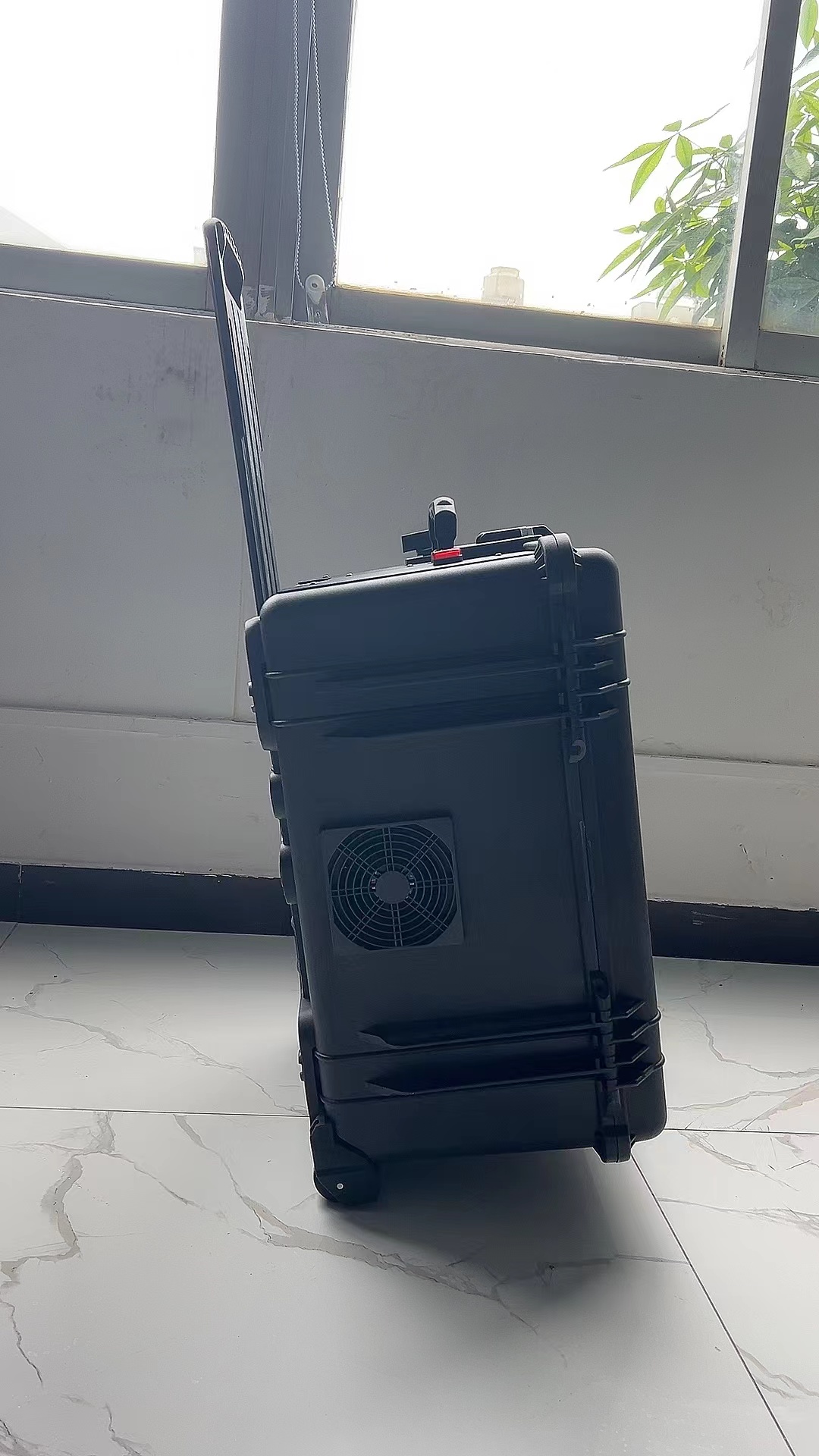 舞阳手拉箱型移动通信干扰器